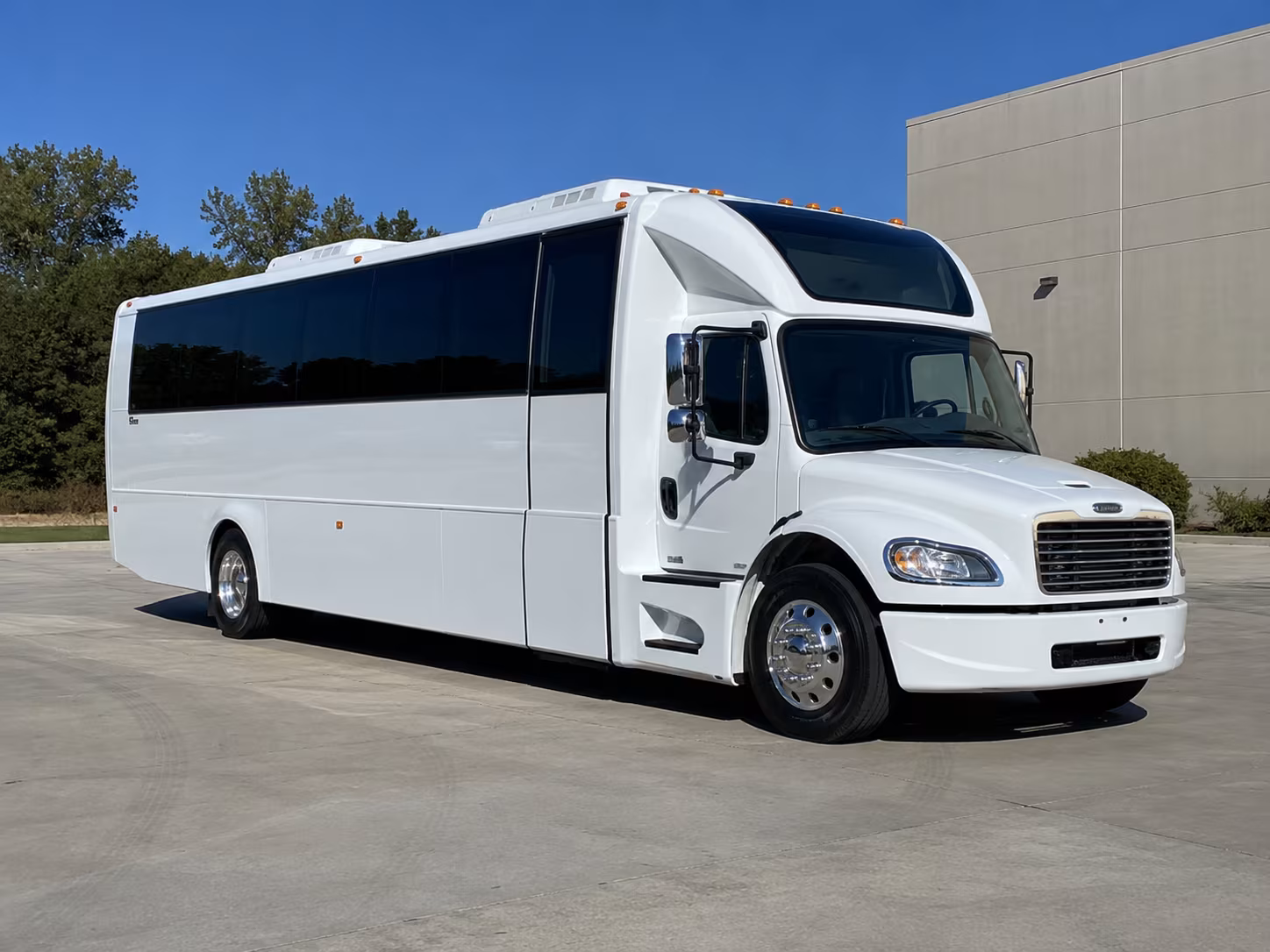 50 Passenger Party Bus Exterior