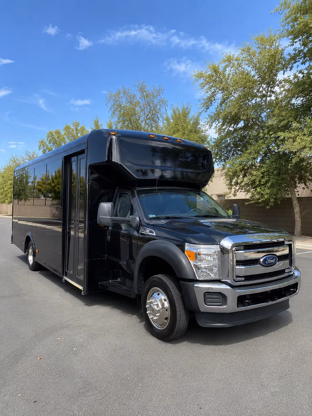 Corpus Christi Birthday, Sweet 16, & Quinceañera Party Bus Rentals