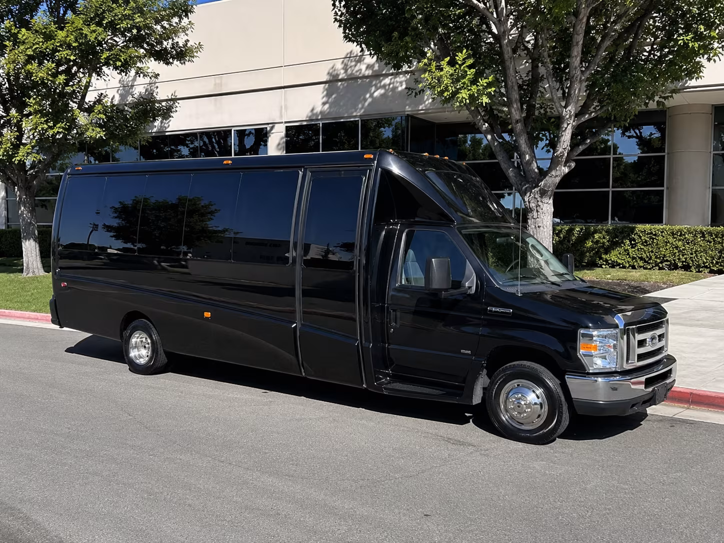 Victoria Party Bus Rental